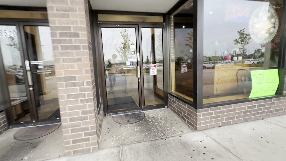 Tita Mia's Filipino Restaurant & Cafe