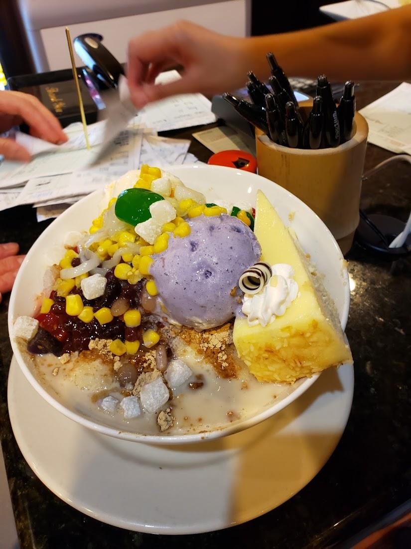 Tita Mia's Filipino Restaurant & Cafe